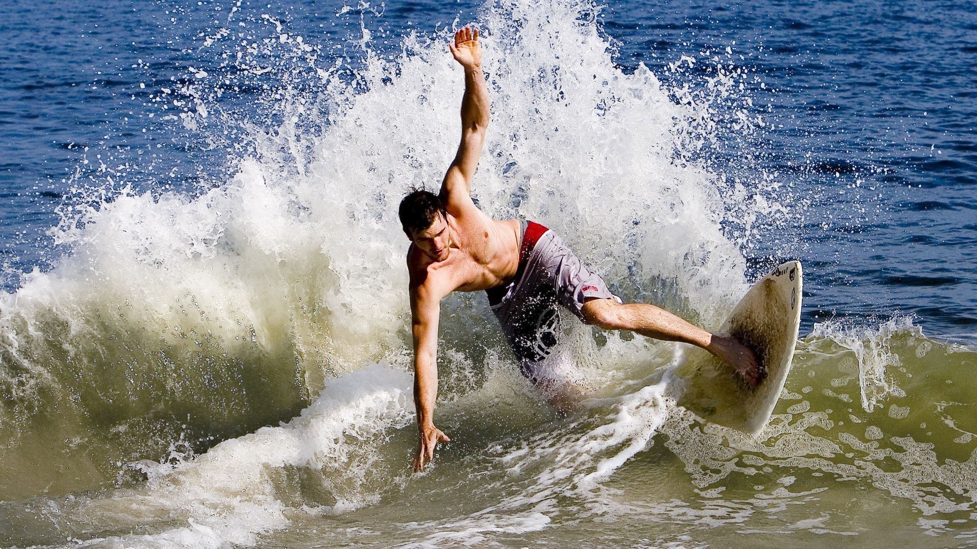 赛车史上的革命性技术引入赛场，赛车界的传奇